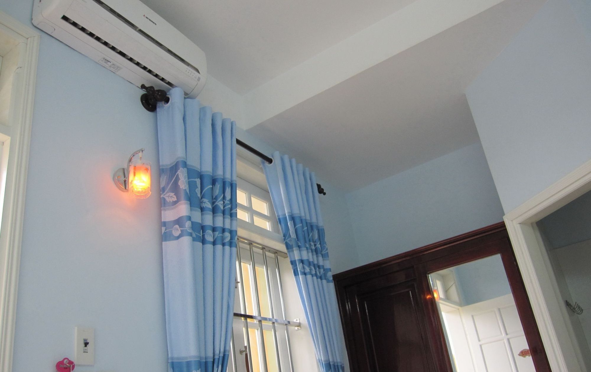 Hoa Cuc Xanh Mini Hotel เว้ ภายนอก รูปภาพ